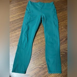 Fabletics cropped leggings